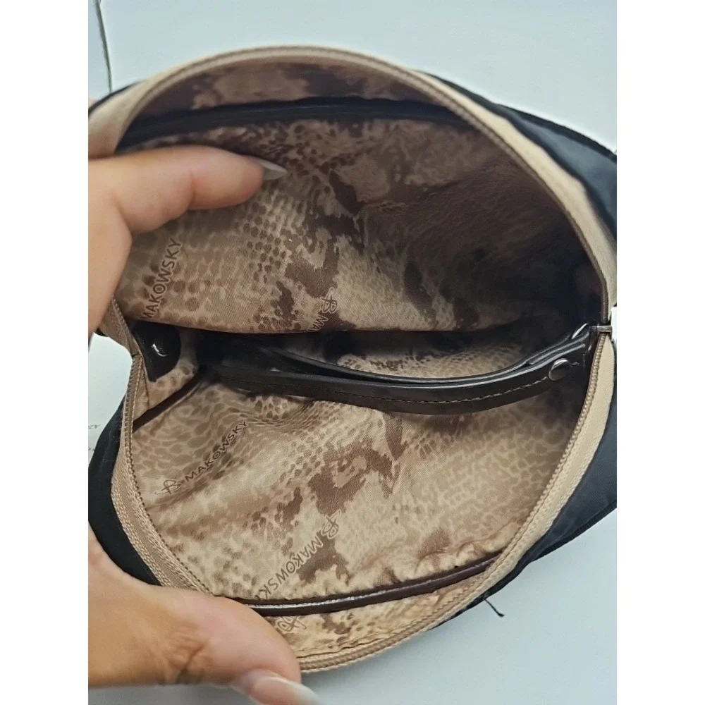 Women's Cosmetic‎ Bag B Makowsky/Wristlet
